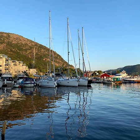 Small Apartment In The Harbour Of Jorpeland Luaran gambar